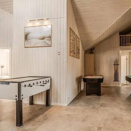 Feriehus Beautiful In With Sauna