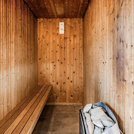 Beautiful In With Sauna Feriehus *